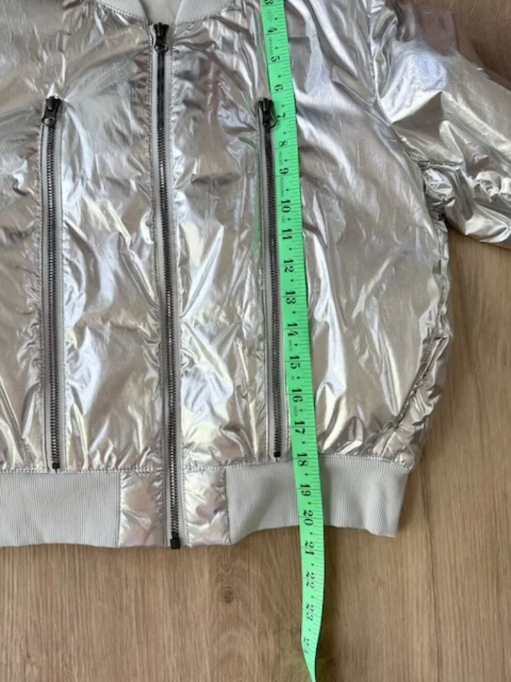 Alo Yoga Off Duty Silver Metallic Bomber S